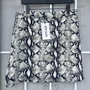 Snakeskin Print Skirt NWT New with Tags 70s look